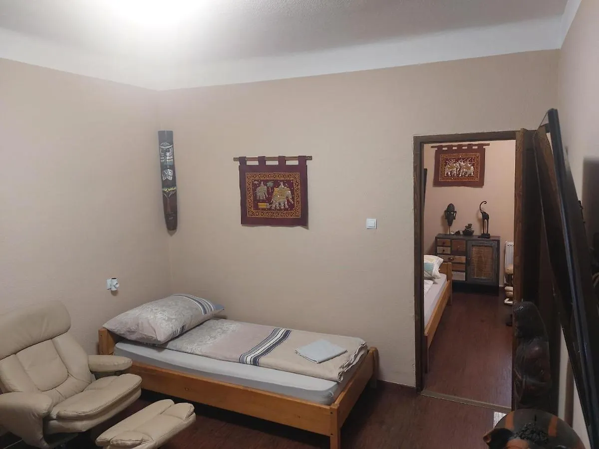 Apartment Feher Galamb Apartman Gyal Hungary