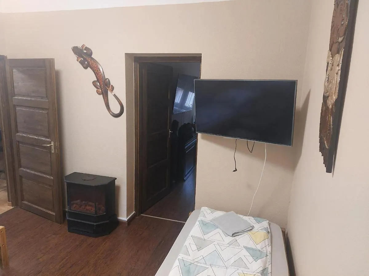 Apartment Feher Galamb Apartman Gyal